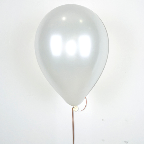 perle hvid ballon image-0